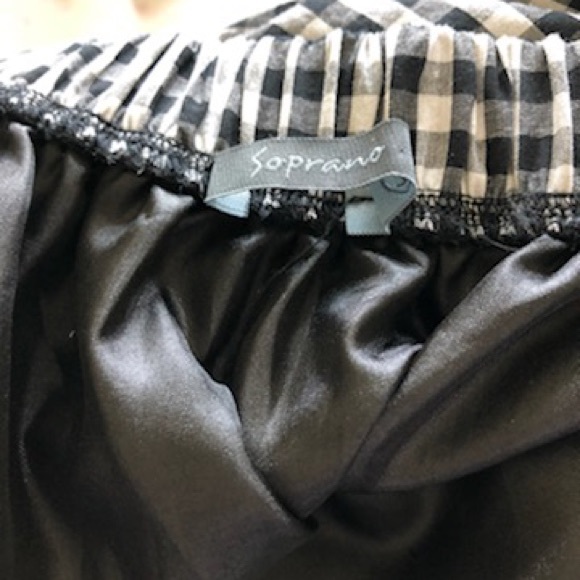 Summer top - Picture 2 of 3